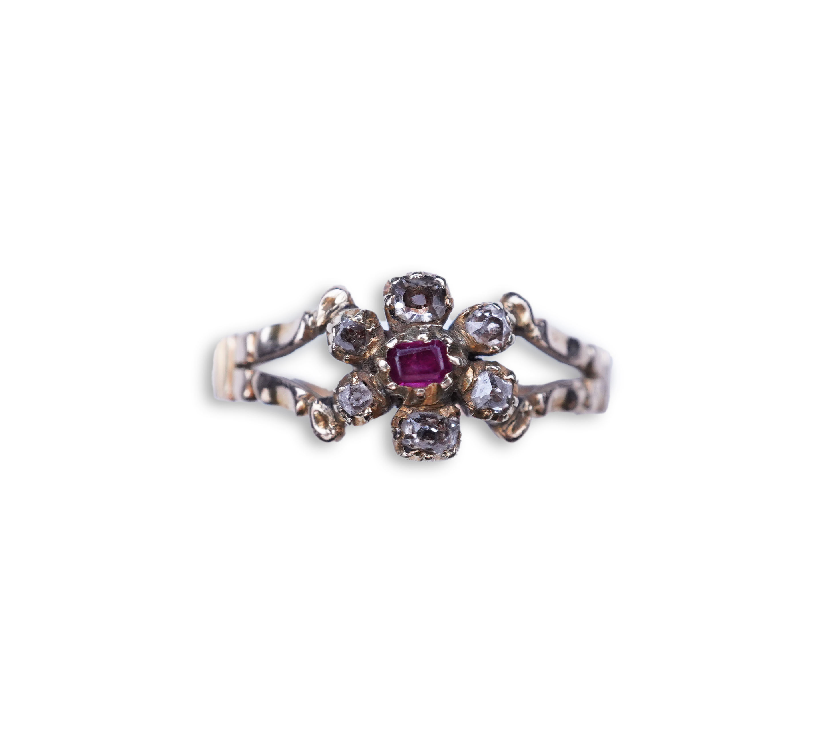 A Georgian ruby and diamond ring, early 19th century